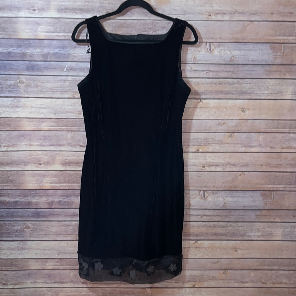⭐️ Molly Malloy Vintage Black Velvet Sheath Evening Dress Size 12 G2